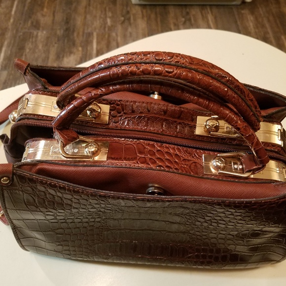 Purse - Picture 4 of 4